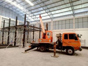 เช่ารถเครนถนนเณรแก้ว